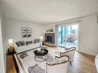 Building Photo - $1,250 - 1 Bed / 1 Bath Spacious Two-Story...