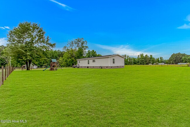 Building Photo - 198 Kinlaw Dr