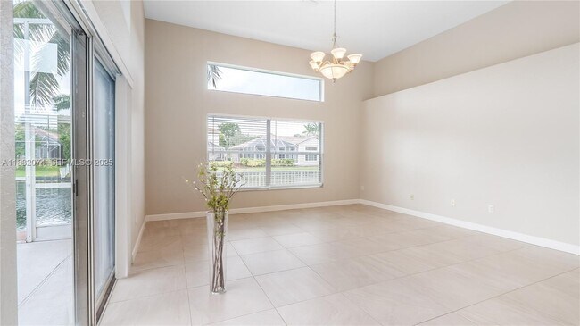 Building Photo - 10337 NW 53rd Ct