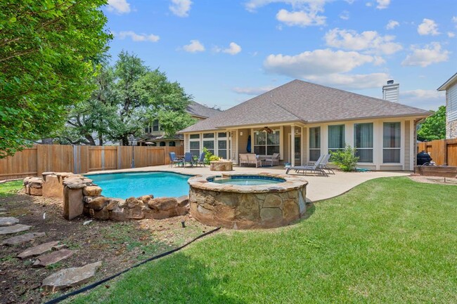 Building Photo - 1104 Lynsenko Dr
