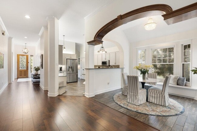 Building Photo - 2106 Rue De St Germaine