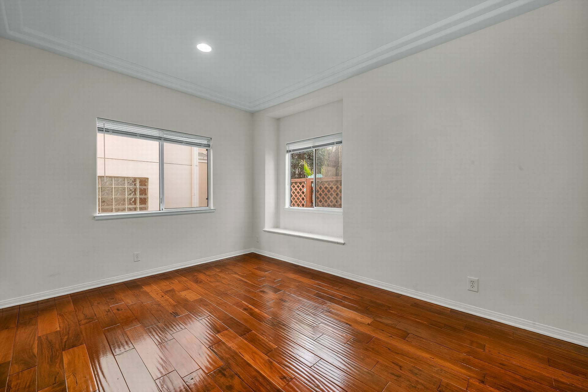 Building Photo - 4113 Highland Ave