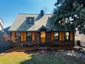 Building Photo - 4511 Shirley St