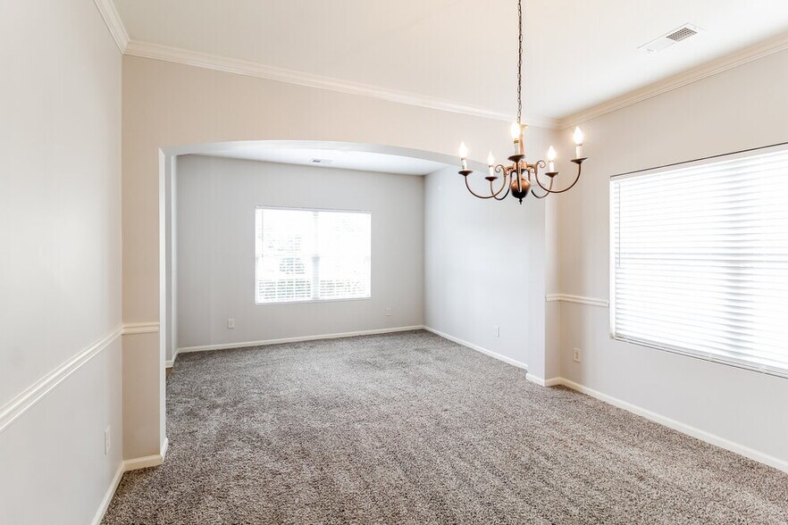 Building Photo - 909 Walking Stick Trail NE