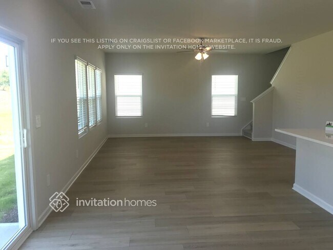 Building Photo - 583 White Birch Ln