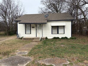 Building Photo - Welcome home!