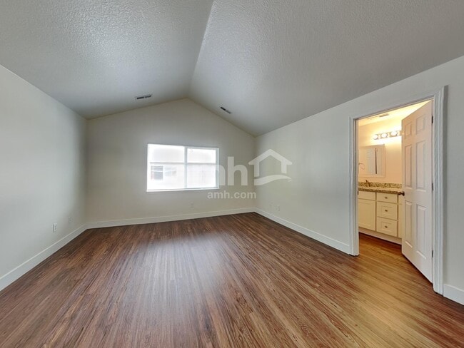 Building Photo - 1318 SW 176th Ter