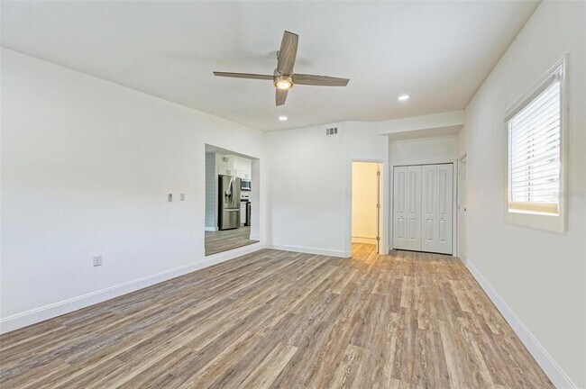 Building Photo - 6703 N 30th St