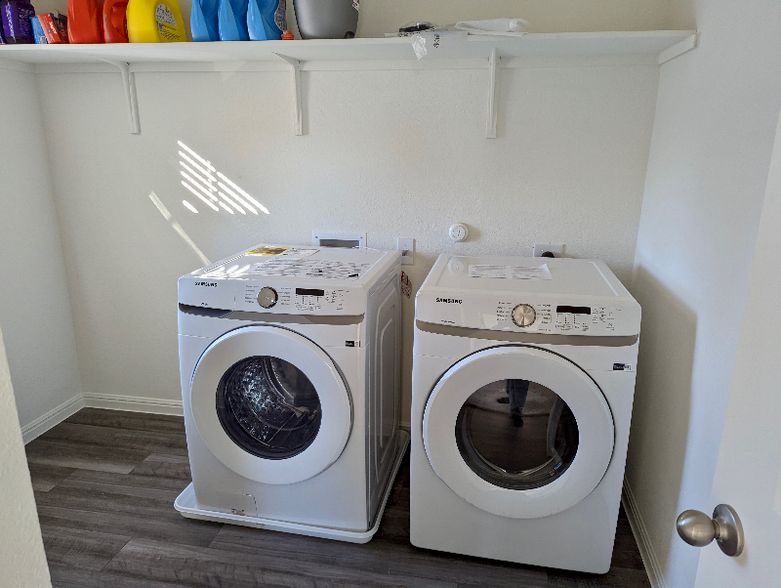 Building Photo - 107 Waterbuck Lp