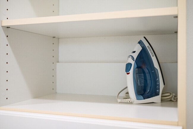 Building Photo - 11141 Limetree Dr