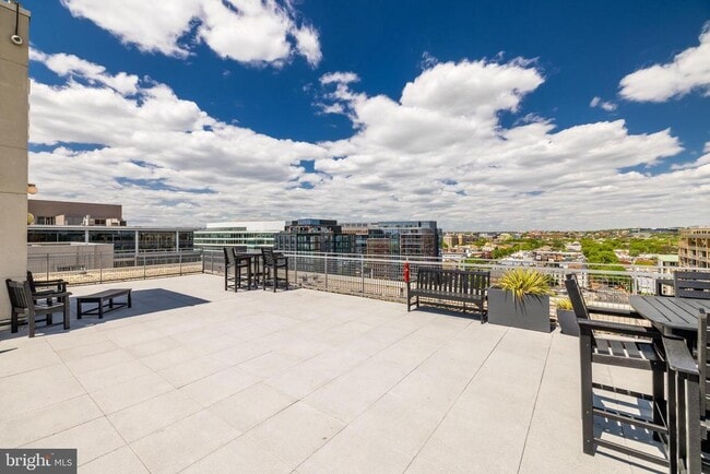 Building Photo - 555 Massachusetts Ave NW