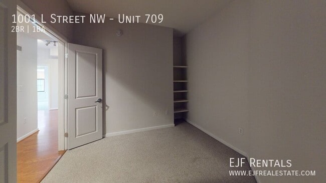 Building Photo - 1001 L St NW