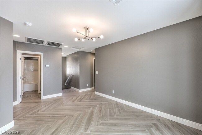 Building Photo - 12420 Pinetina St