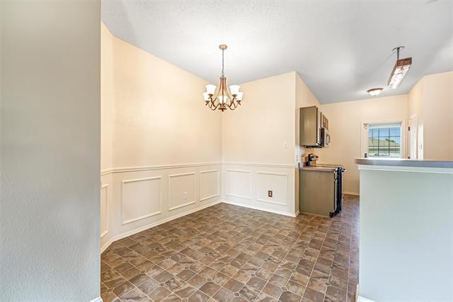 Building Photo - 1624 Appaloosa Dr