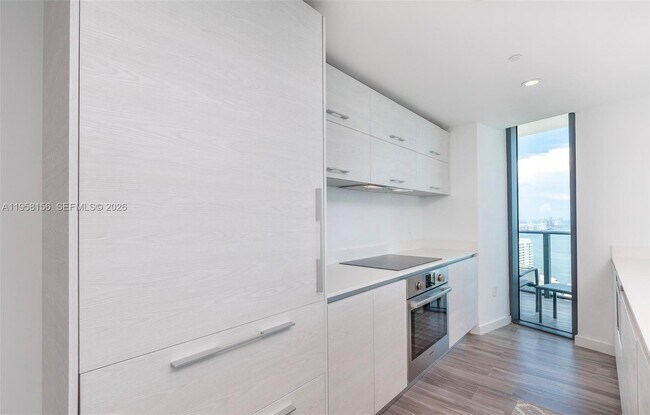 Building Photo - 1300 S Miami Ave