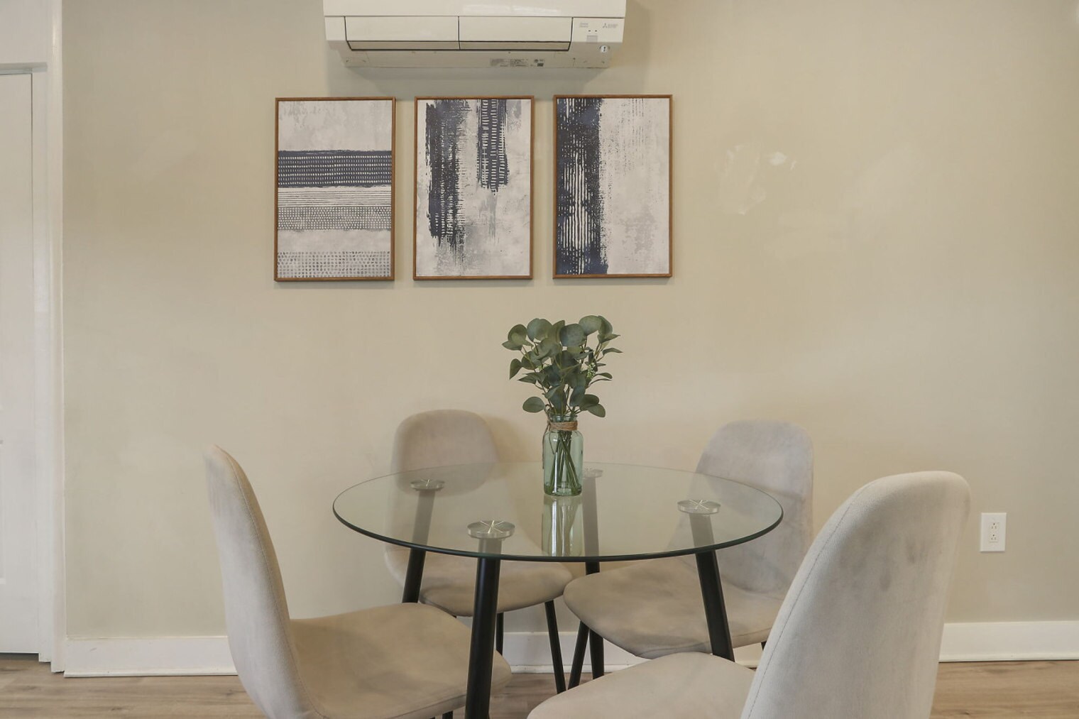 Building Photo - 1009 Front St