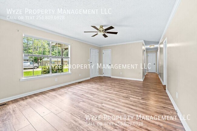 Building Photo - 2213 Cecille Dr SW