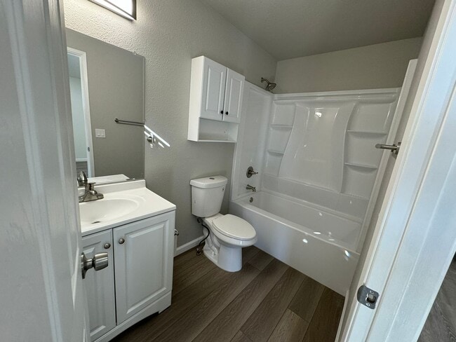 Building Photo - Freshly Remodeled 4 bedroom in Red Rock- RV Parking, low maintenance yard and pets welcome!