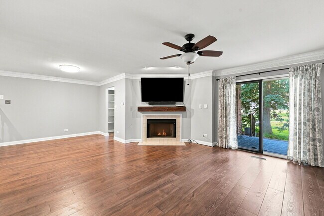 Building Photo - 981 West Ct