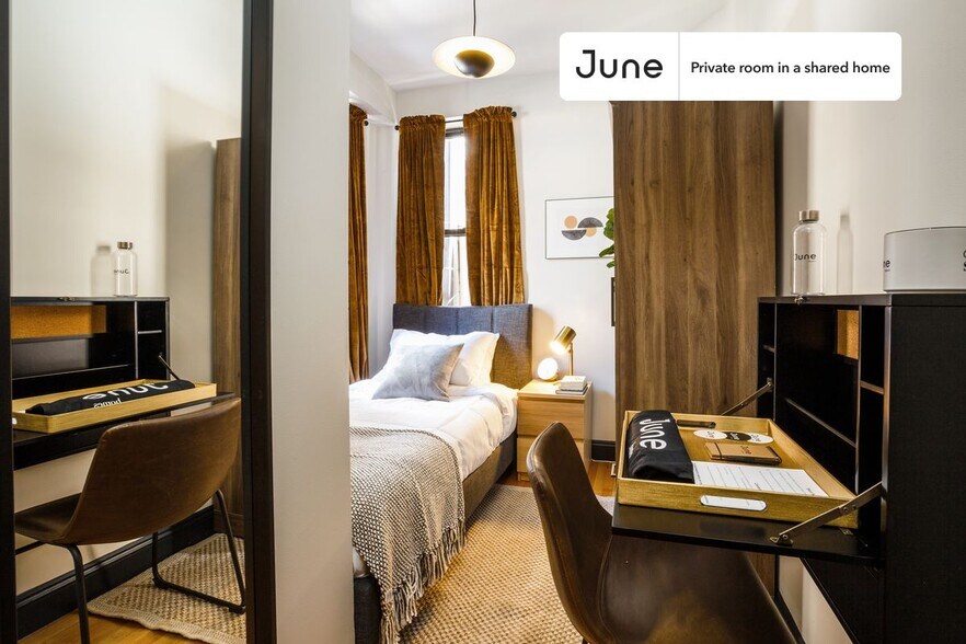 Primary Photo - Room in Shared 3 bed/1 bath home