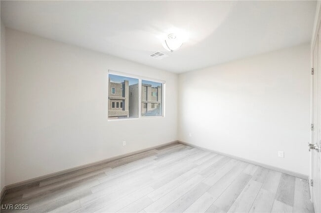 Building Photo - 8081 Misty Canyon Ave