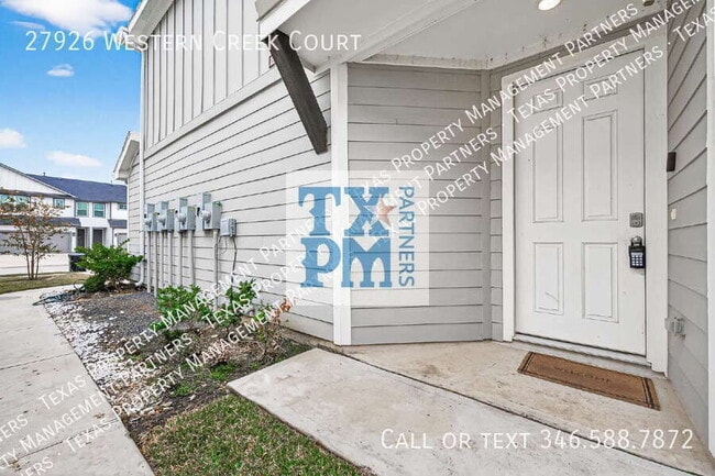 Building Photo - 27926 Western Crk Ct