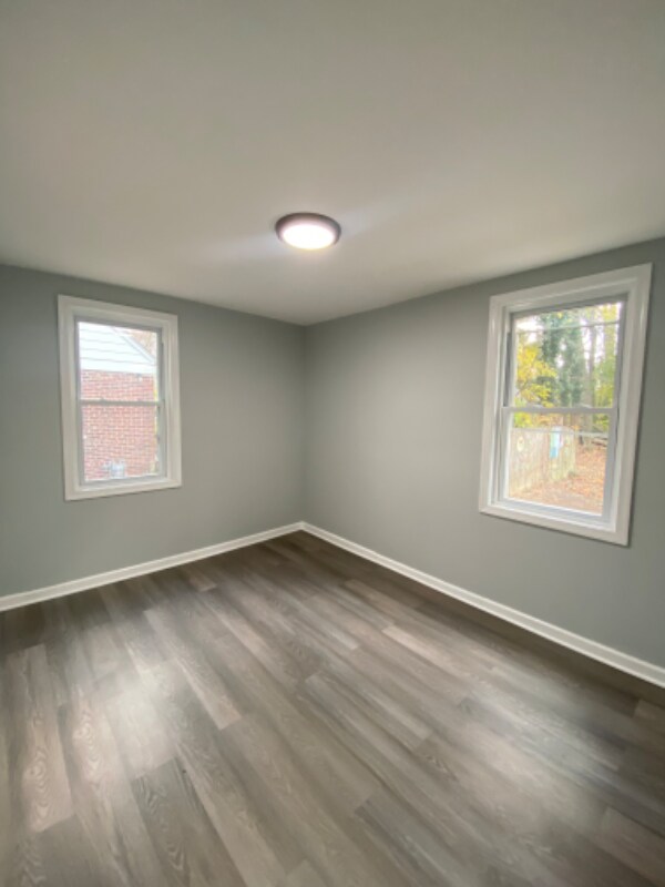 Building Photo - 260 Regional Dr