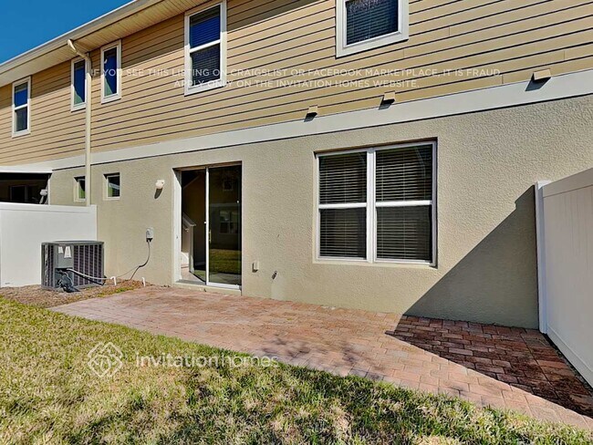 Building Photo - 3596 Sanctuary Dr