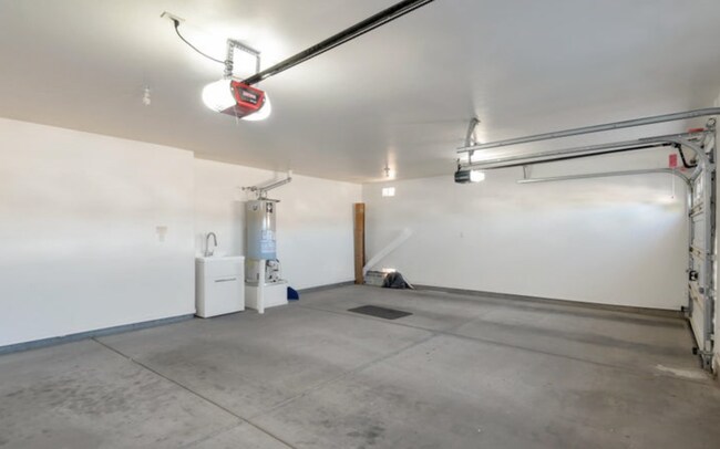 Building Photo - Oro Valley Home w Fabulous Mountain Views