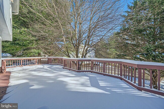 Building Photo - 8 Sapphire Hill Ct