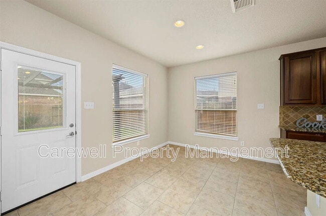 Building Photo - 10907 Lombardia Ct