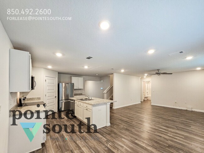 Building Photo - 5249 Peach Dr