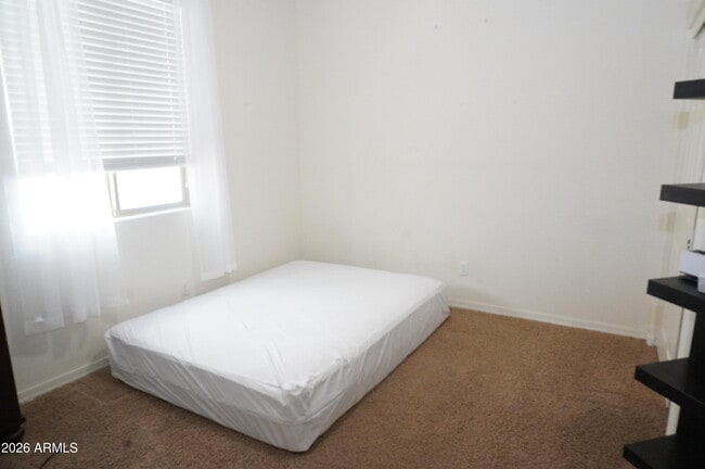 Building Photo - 2981 E Nighthawk Wy