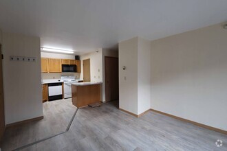 Building Photo - Cedar Creek 11