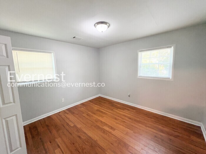Building Photo - 6631 Baldwin Ct