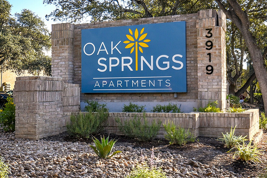 Welcome to Oak Springs! - Oak Springs Apartments