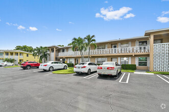 Building Photo - 1051 Orange Terrace