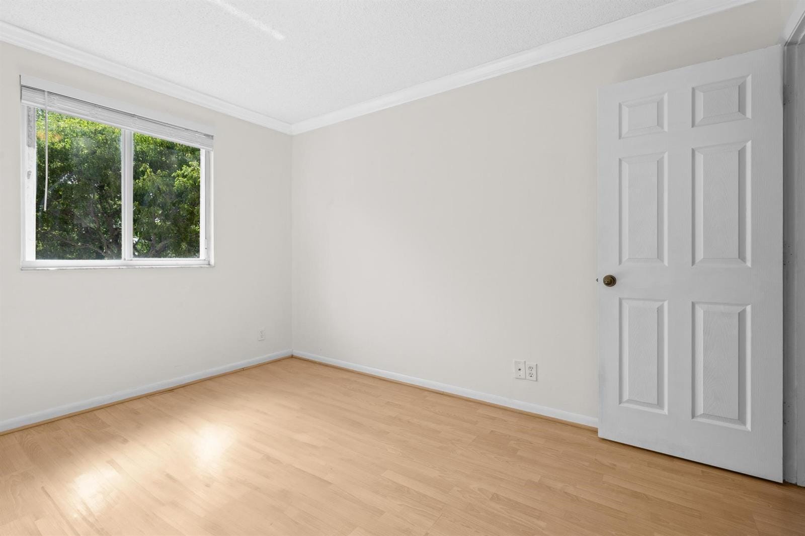 Building Photo - 4319 Greenbriar Ln