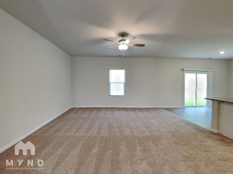 Building Photo - 286 Ivy Bank Dr