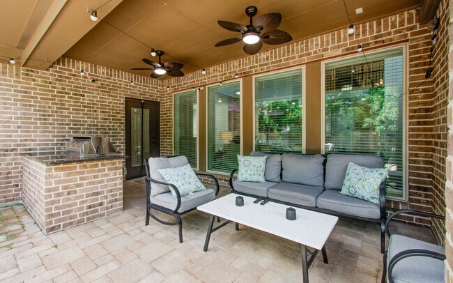 Building Photo - 164 Deerfield Meadow Dr