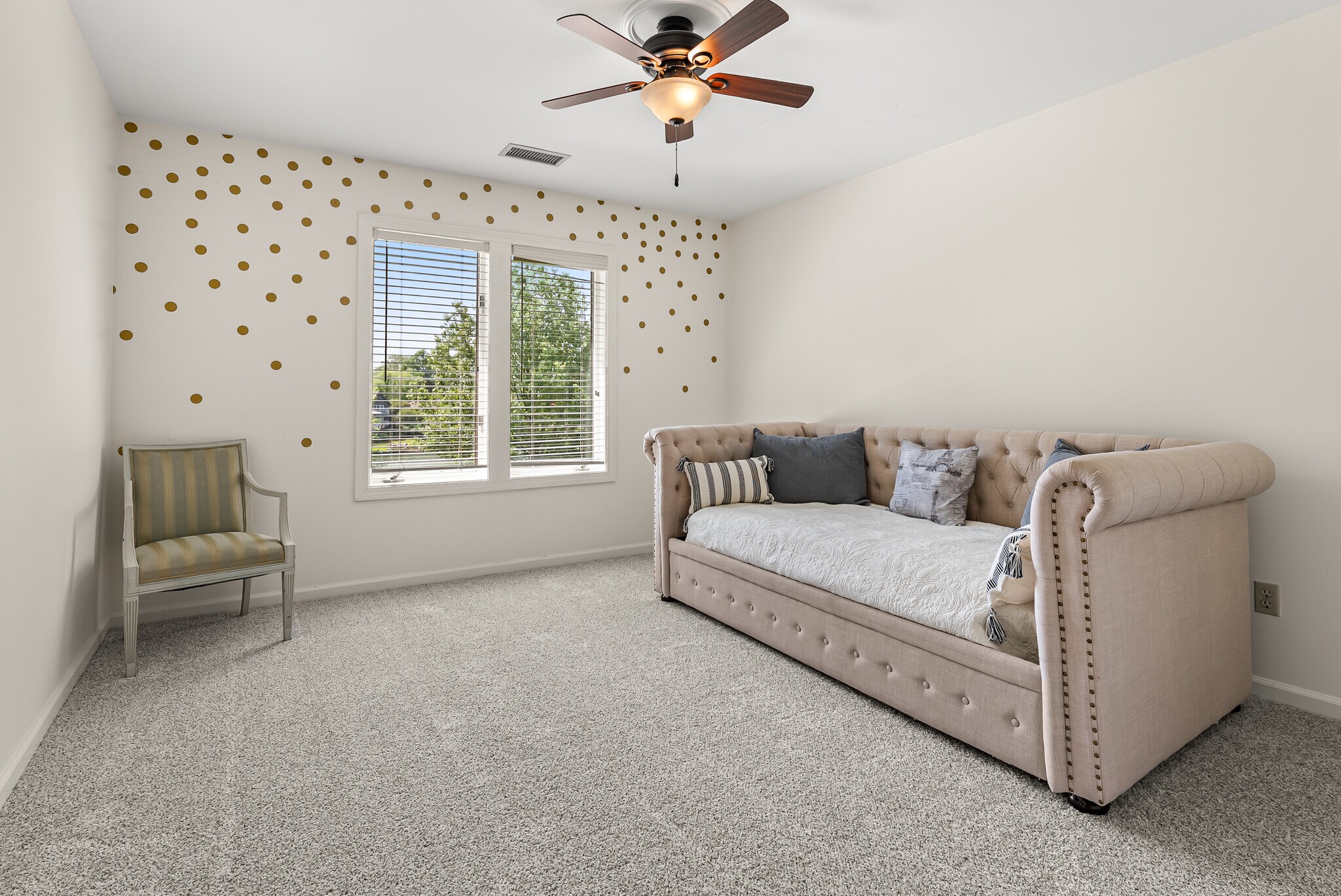 Building Photo - 9711 Pine Point Dr