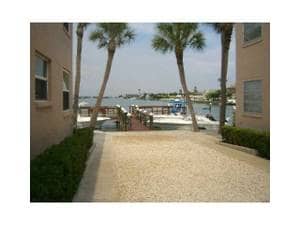 Building Photo - 6161 Gulf Winds Dr