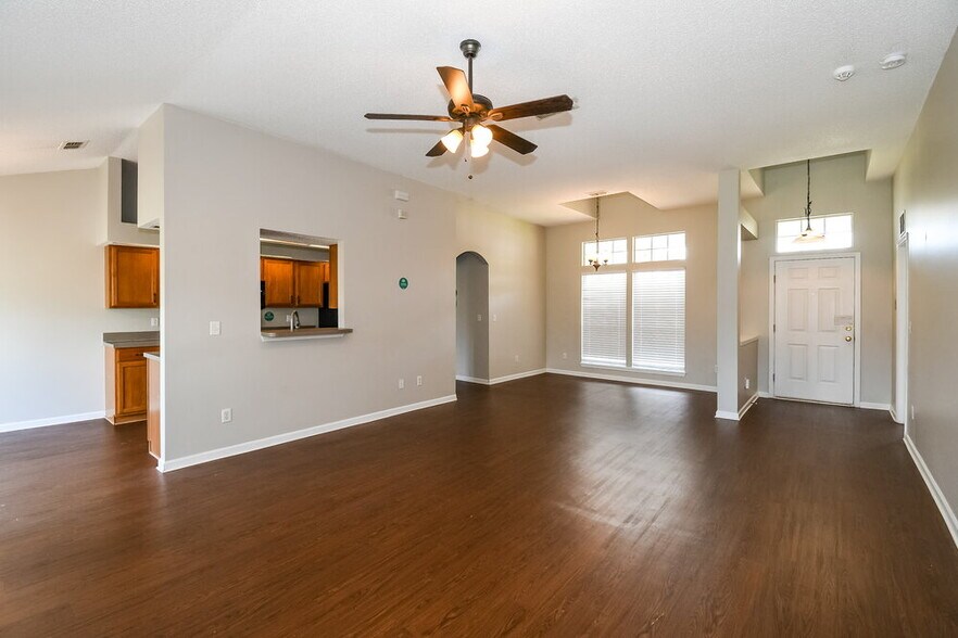 Building Photo - 3559 White Cow Ct