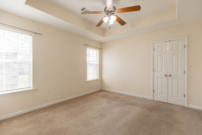 Building Photo - ST. MARTIN SCHOOL DISTRICT - 3 BED 2 BATH ...