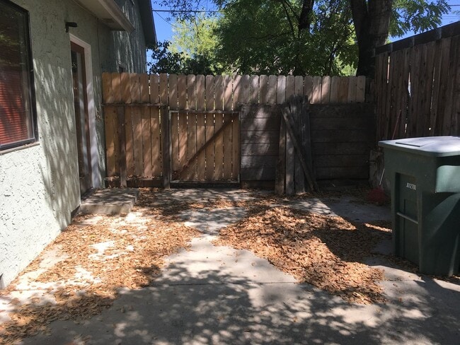 Building Photo - Charming Home, with attached garage