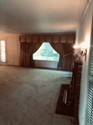 Building Photo - 6817 N Lamon Ave