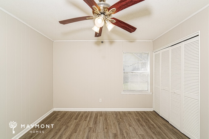 Building Photo - 77 Oakwood St