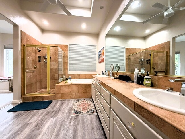 Building Photo - 1363 Del Verde Ct