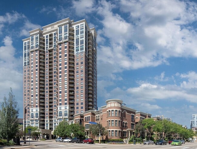 Building Photo - 1008 Portland Ave