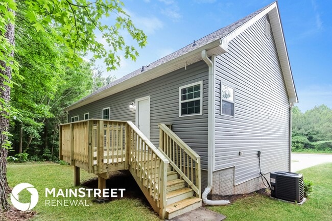 Building Photo - 154 Mineral Springs Ln